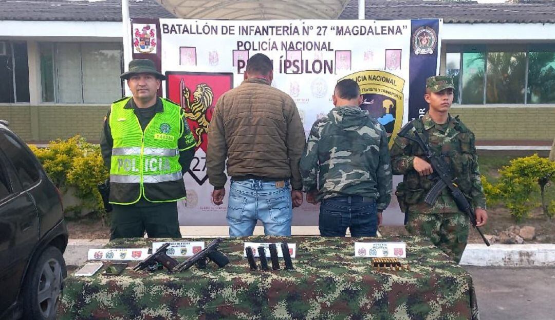 Los hombres al parecer se dirigían al vecino país de Ecuador.