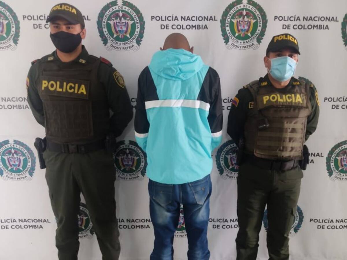 Capturado por el delito de acceso carnal con persona incapaz de resistirse