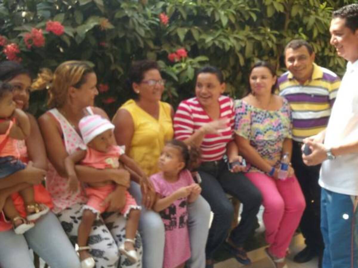 Familiares celebran liberación del patrullero que mantenía secuestrado el Eln
