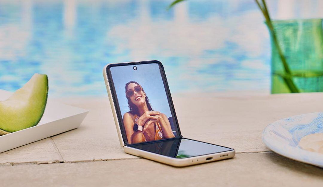 Samsung Galaxy Z Flip3