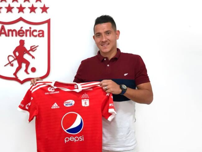 América confirmó a Daniel Buitrago como su nuevo jugador