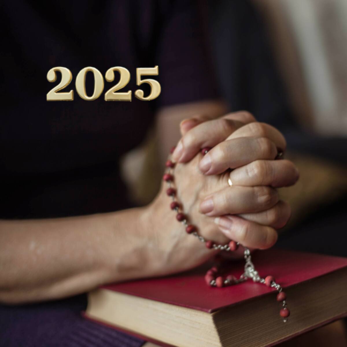 Oración para hacer a la medianoche este 31 de diciembre de 2024 y recibir el año agradeciendo