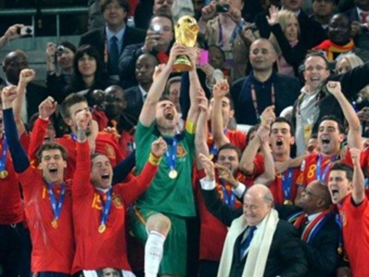 España mantiene dominio en clasificación FIFA. Colombia es 48