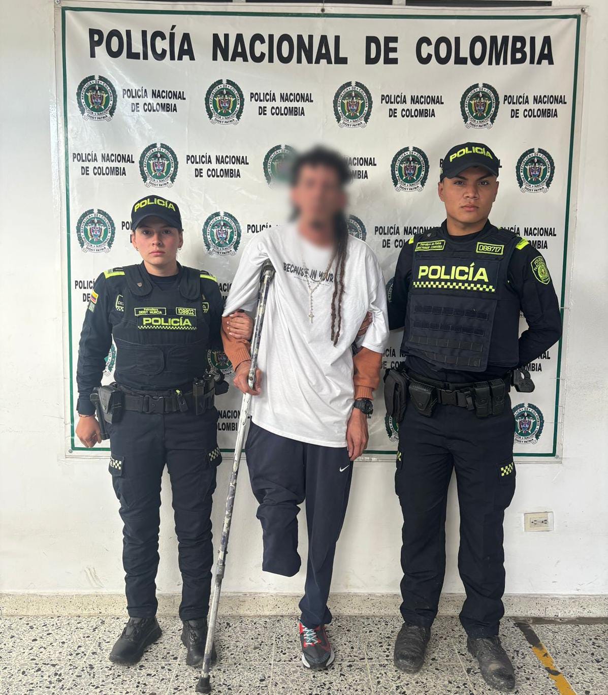 La Policía capturó a alias 'Rasta' en el barrio Compartir de Soacha, Cundinamarca.