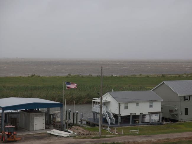 Barry toca tierra en EEUU como primer huracán de la temporada atlántica