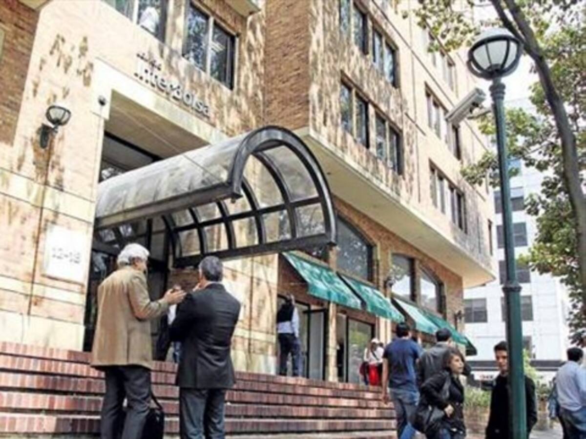 Asesora de Interbolsa acepta cargo por desfalco financiero
