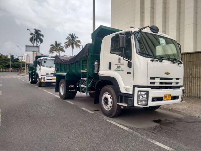 Alcaldía de Medellín compra 13 nuevos vehículos pesados