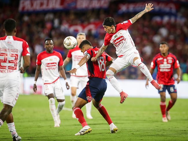 Santa Fe, ya con su cupo asegurado a la Copa Libertadores, lidera la tabla de la Reclasificación. (Colprensa - Cristian Bayona).