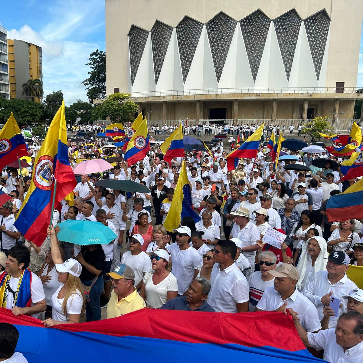 Barranquilla se sumó a la ‘marcha del silencio’ por la salud del senador Miguel Uribe Turbay