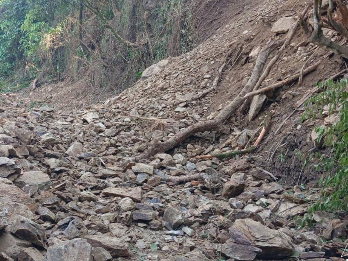 Comunidad de la zona rural de Manizales solicita intervención definitiva de los derrumbes