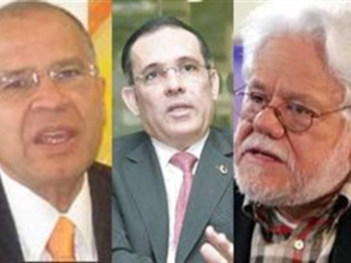Dirigentes liberales y del Polo creen que Uribe sí quiere ser reelegido. Conservadores: "está confundido"