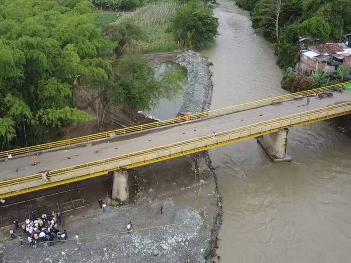 Paso restringido de vehículos particulares por puente Barragán se definiría el 24 de junio