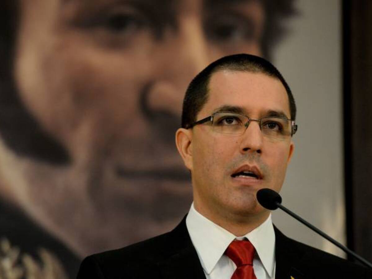 Gobierno de Venezuela respondió a declaraciones de Santos