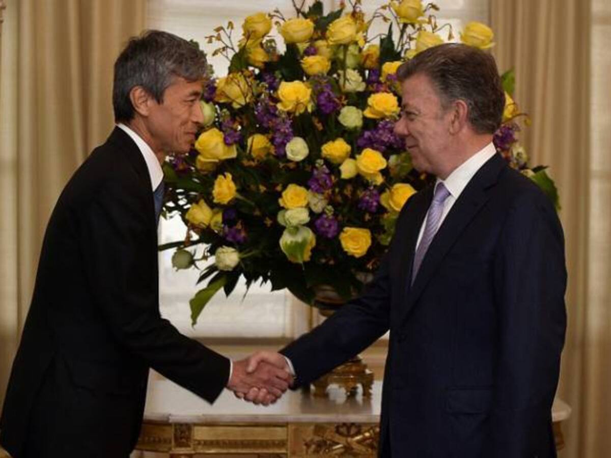 Drogas, Venezuela y ELN, los temas de Santos en reunión con embajadores