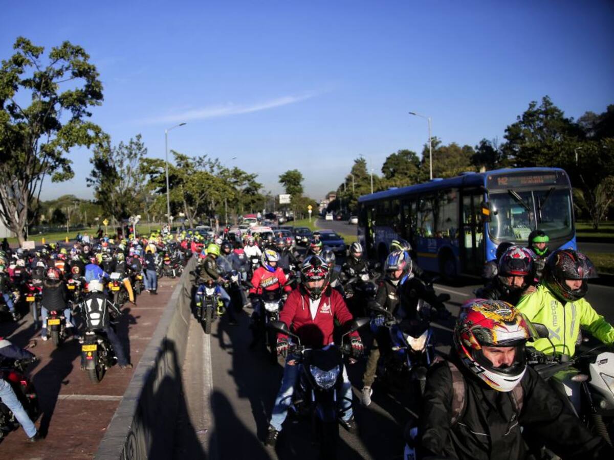Tráfico Bogotá: Afectaciones de movilidad por paro de motociclistas