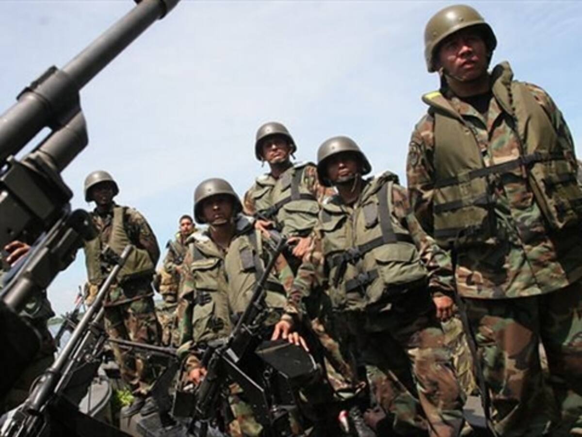 En medio de duras críticas Senado aprueba en primer debate fuero militar