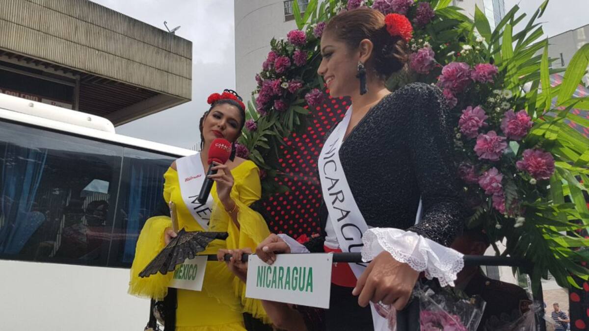 El desfile de las Carretas del Rocío en el cuarto día de la Feria de Manizales
