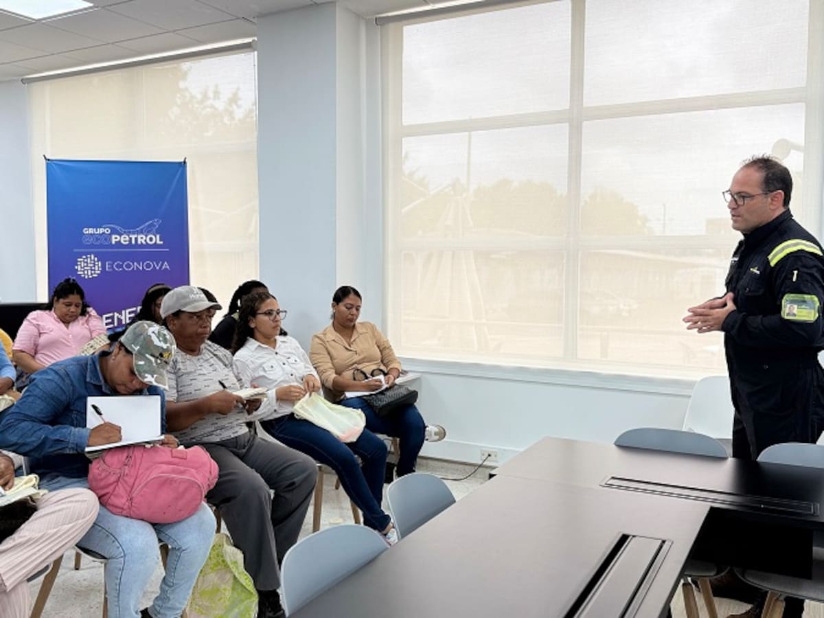 Refinería de Cartagena capacita a 40 mujeres en transición energética y energías limpias