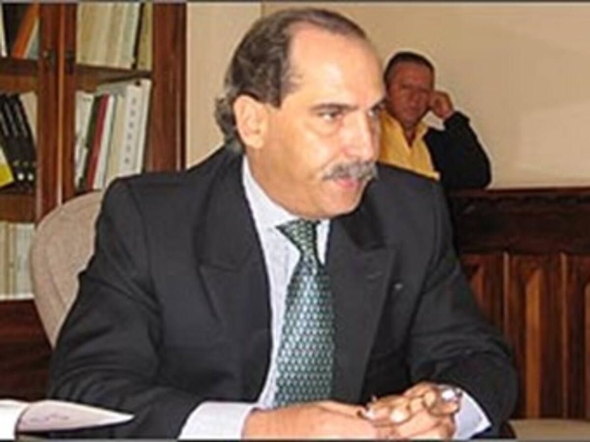 Detenido, por parapolítica, ex gobernador Juan José Cháux Mosquera