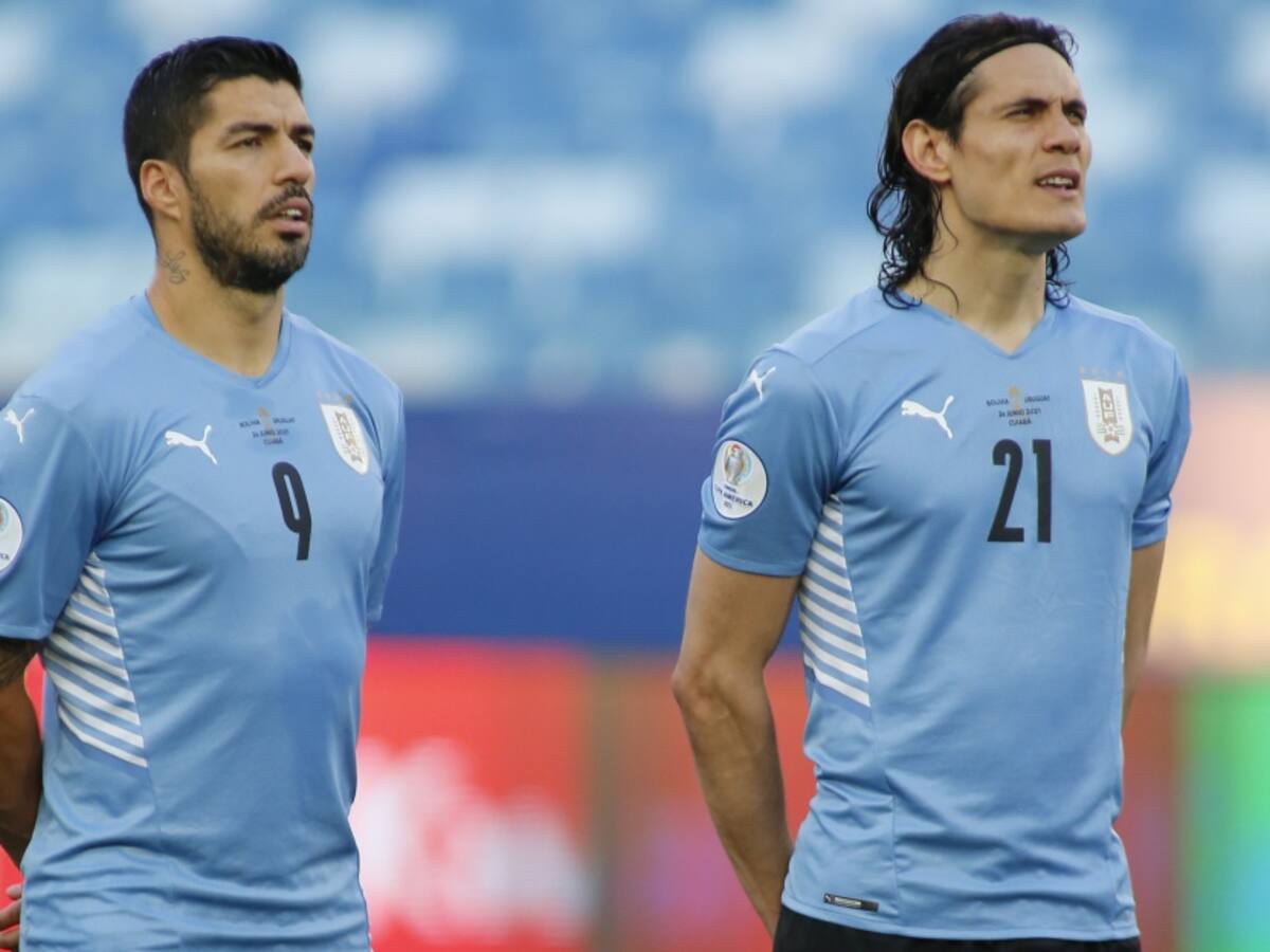 Cavani y Suárez, en lista de uruguayos reservados para juego ante Colombia