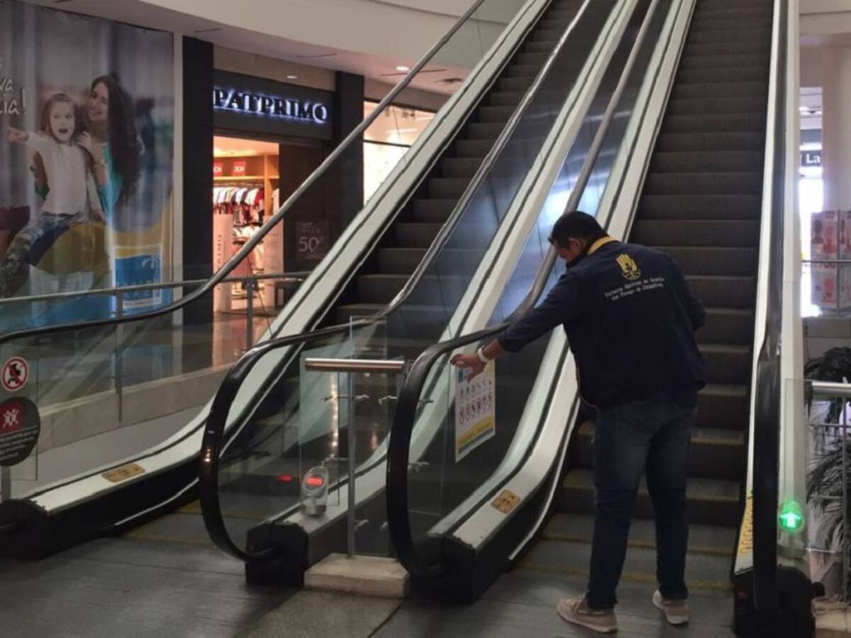 Inicia revisión de planes de riesgo de centros comerciales en Cartagena