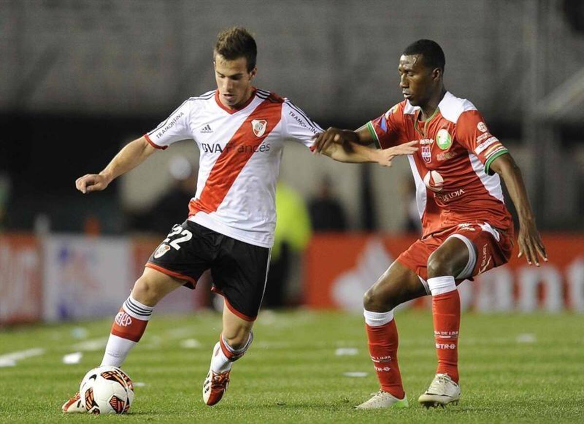 El equipo de la banda no participaba en un torneo internacional desde 2009 y ya es uno de los ocho mejores de la Sudamericana 2013, con Eder Álvarez, Carlos Carbonero y Teo Gutiérrez. En la siguiente llave jugará ante Lanús.