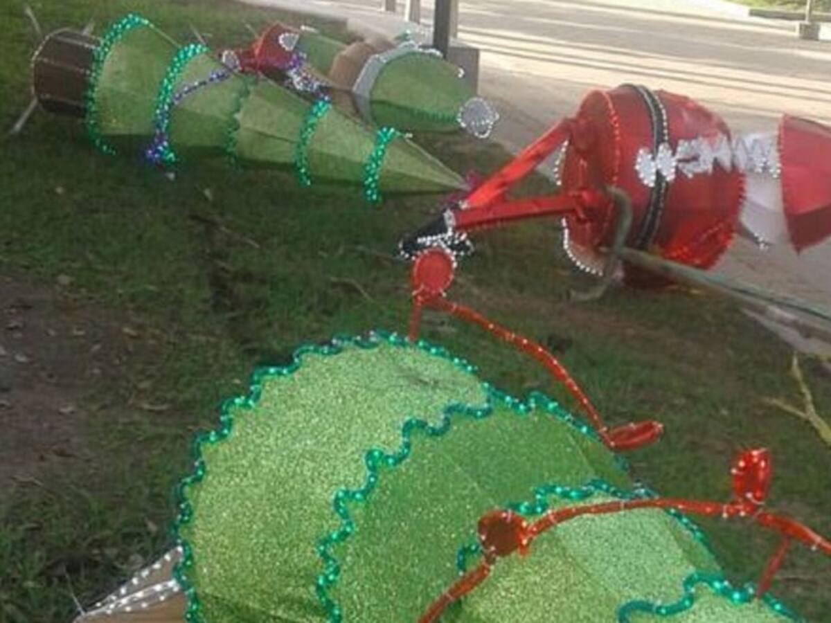 Inescrupulosos estarían dañando alumbrado navideño
