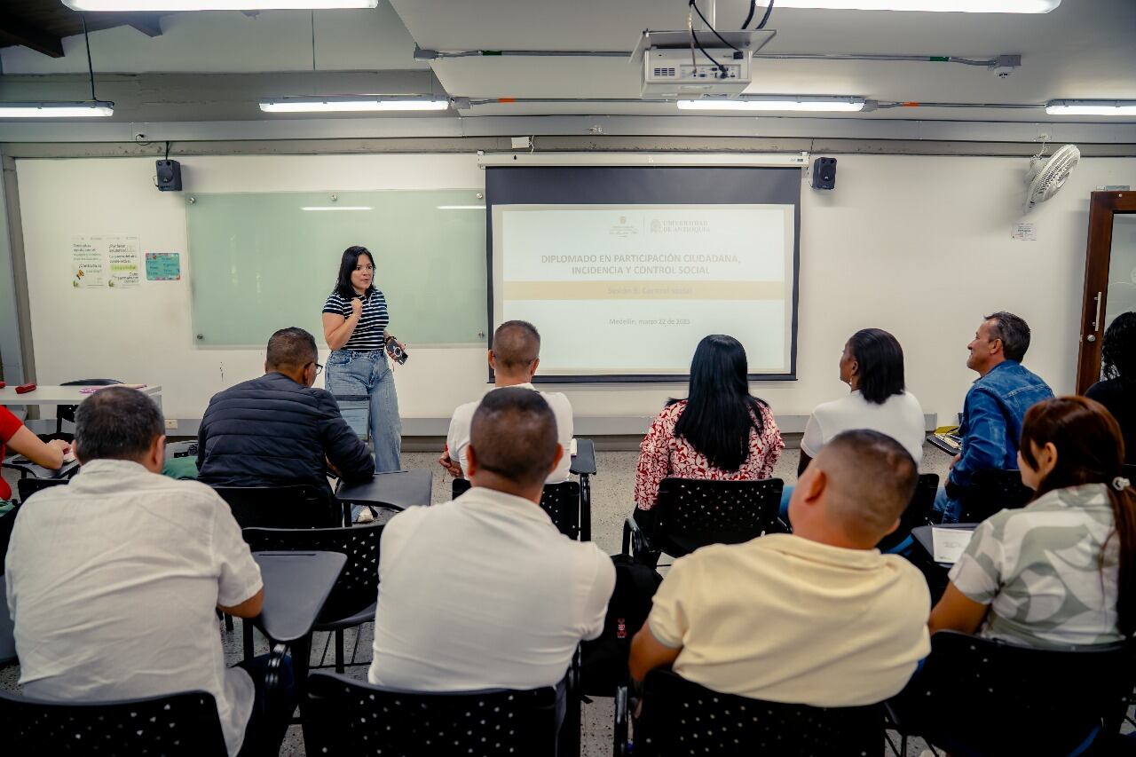 200 firmantes del Acuerdo de Paz se gradúan en liderazgo y participación política. Foto: Agencia para la Reincorporación y la Normalización.