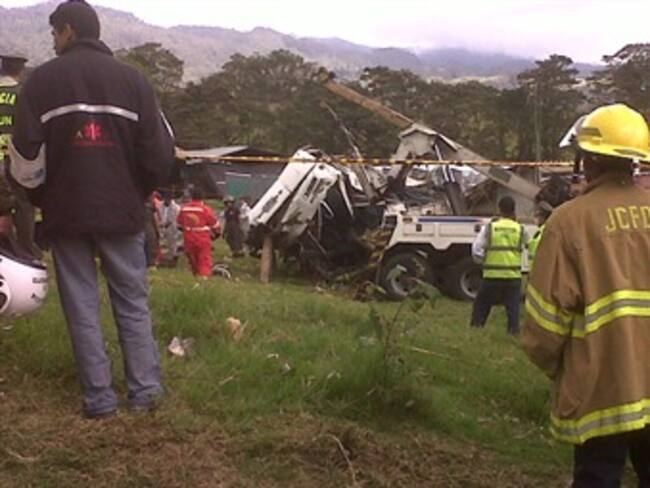 Sobreviviente del trágico accidente en Cundinamarca dice que el conductor sabía que el bus iba fallando