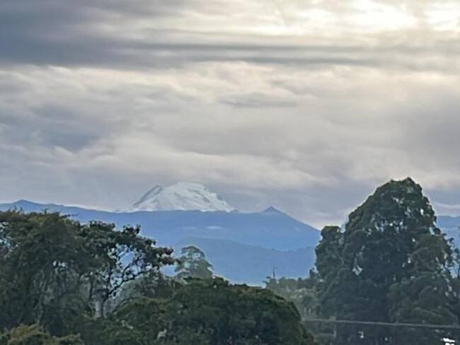 Hermoso amanecer del Quindío desde una finca en Circasia. Foto Cortesía Faber Buitrago