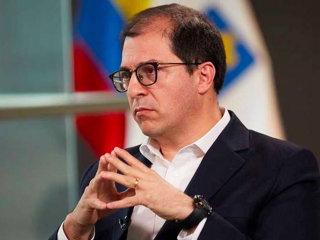 Ejército convocará reunión con inteligencia del Estado para investigar atentado a Fiscal