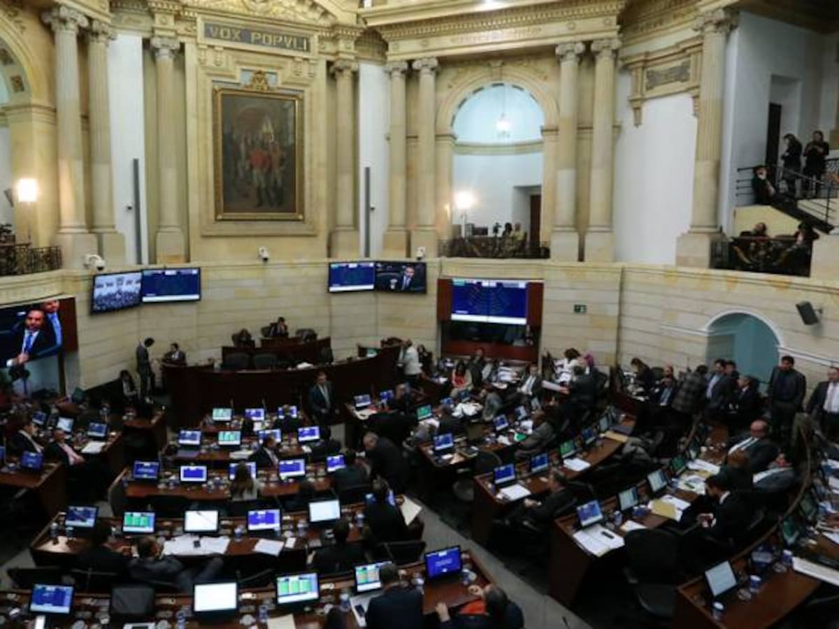 Congreso espera terminar sesiones con la conciliación de la reforma sobre la paz y caso Pretelt