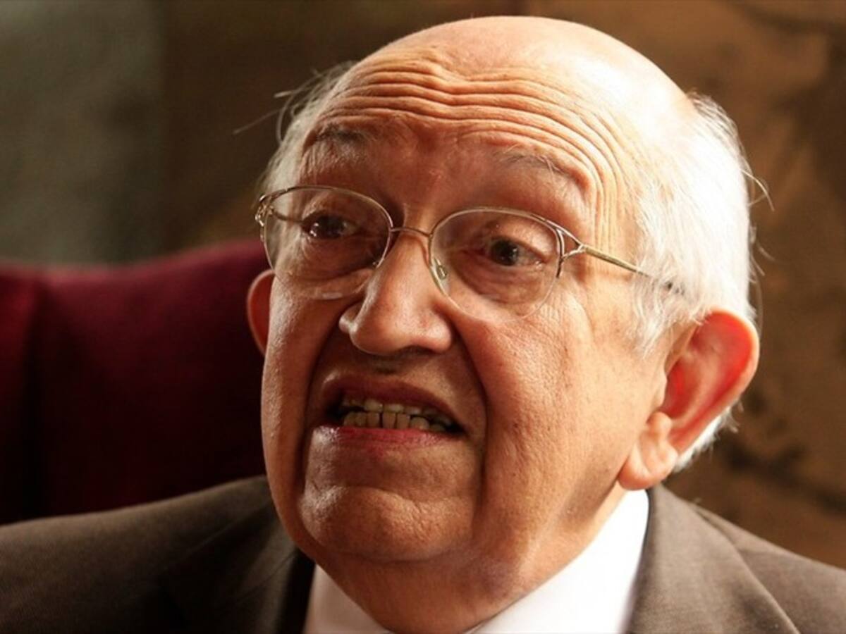 'Postales de vida', el nuevo libro de Plinio Apuleyo Mendoza