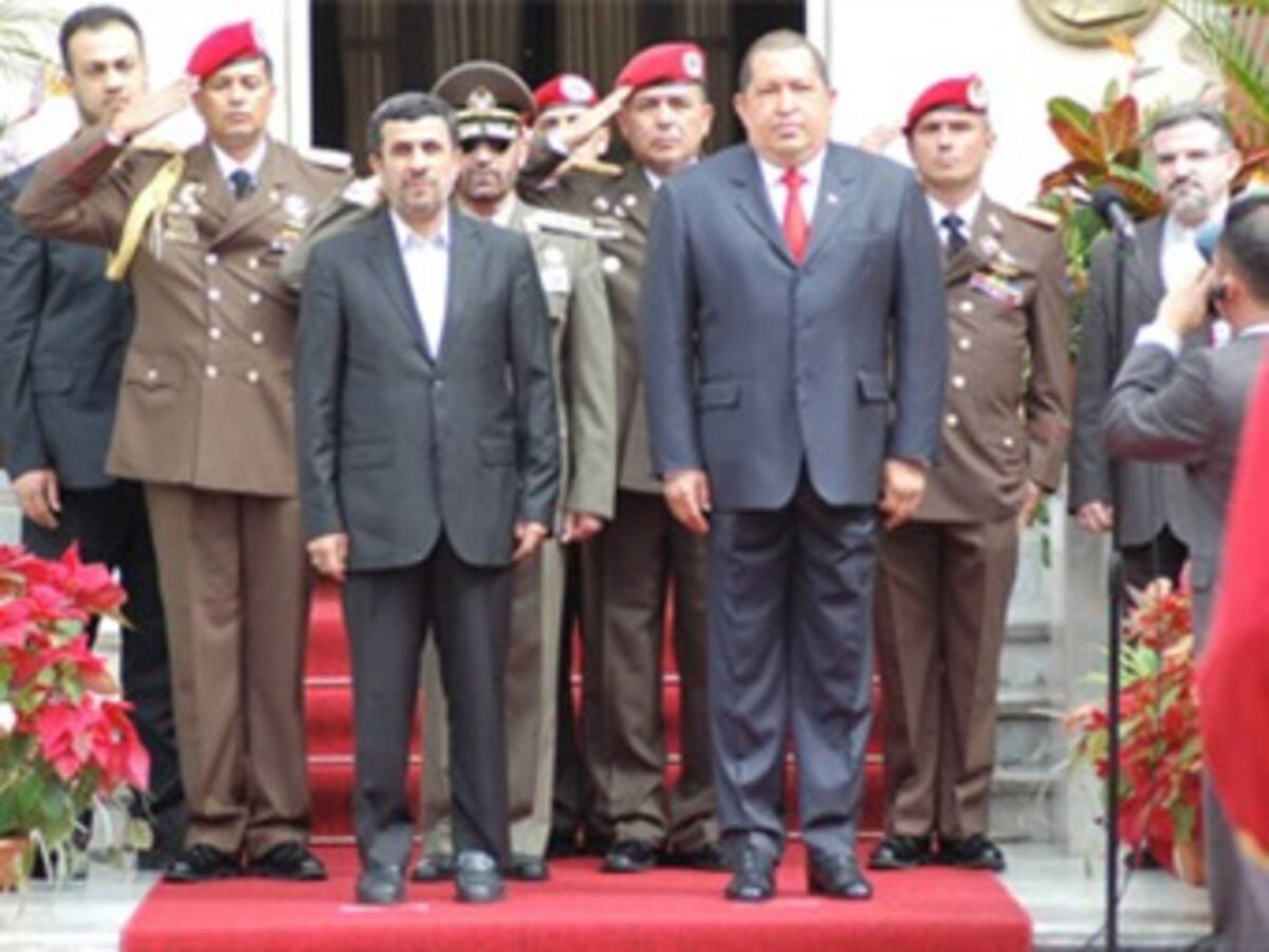Chávez y Ahmedinejad le dicen a EEUU que no están buscando una guerra