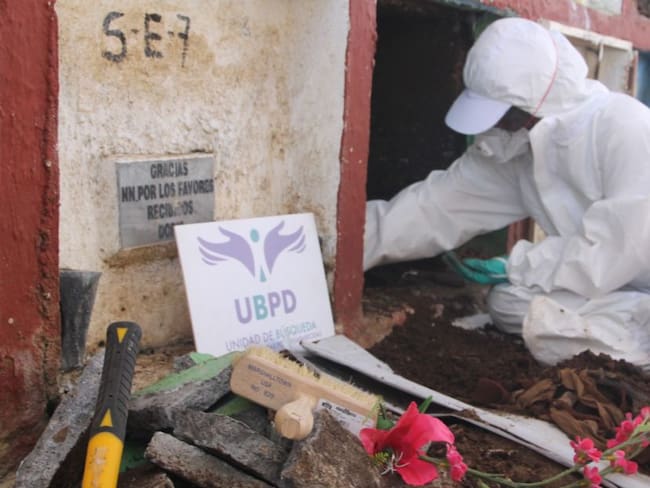 Unidad de Búsqueda realiza trabajos forenses en cementerio de Puerto Berrío, Antioquia