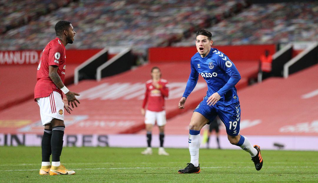 James Rodríguez celebrando el gol del Everton FC ante Manchester United.