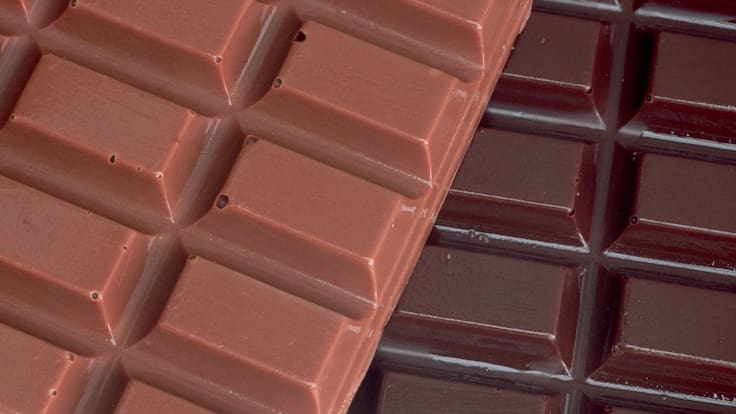 Comparación de dos tipos de chocolate (Foto vía Getty Images)