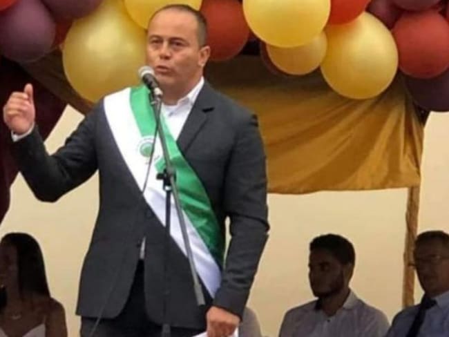 Alcalde de Palocabildo cayó en redada de la Fiscalía