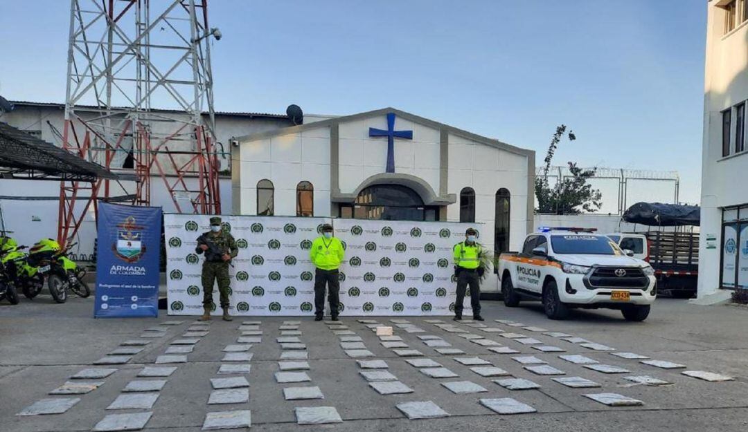 Armada y Policía incautan marihuana y cocaína en Sucre