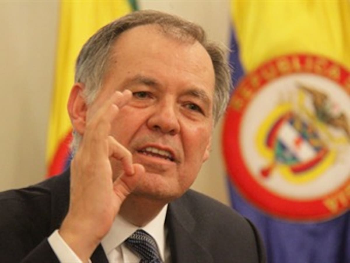 Ponencia anularía reelección del procurador Alejandro Ordóñez