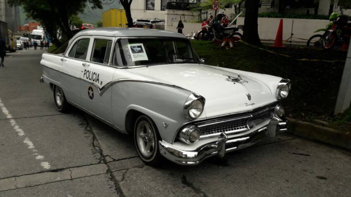 El desfile de Las Carretas del Rocío en el cuarto día de la Feria de Manizales