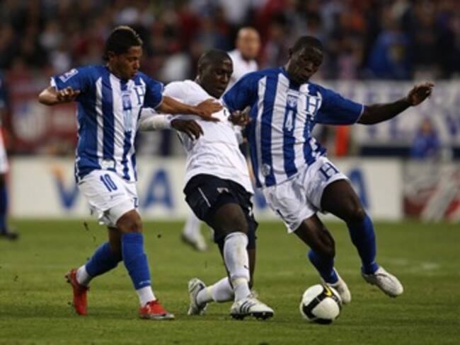 Honduras venció 2-1 a Estados Unidos en eliminatoria centroamericana