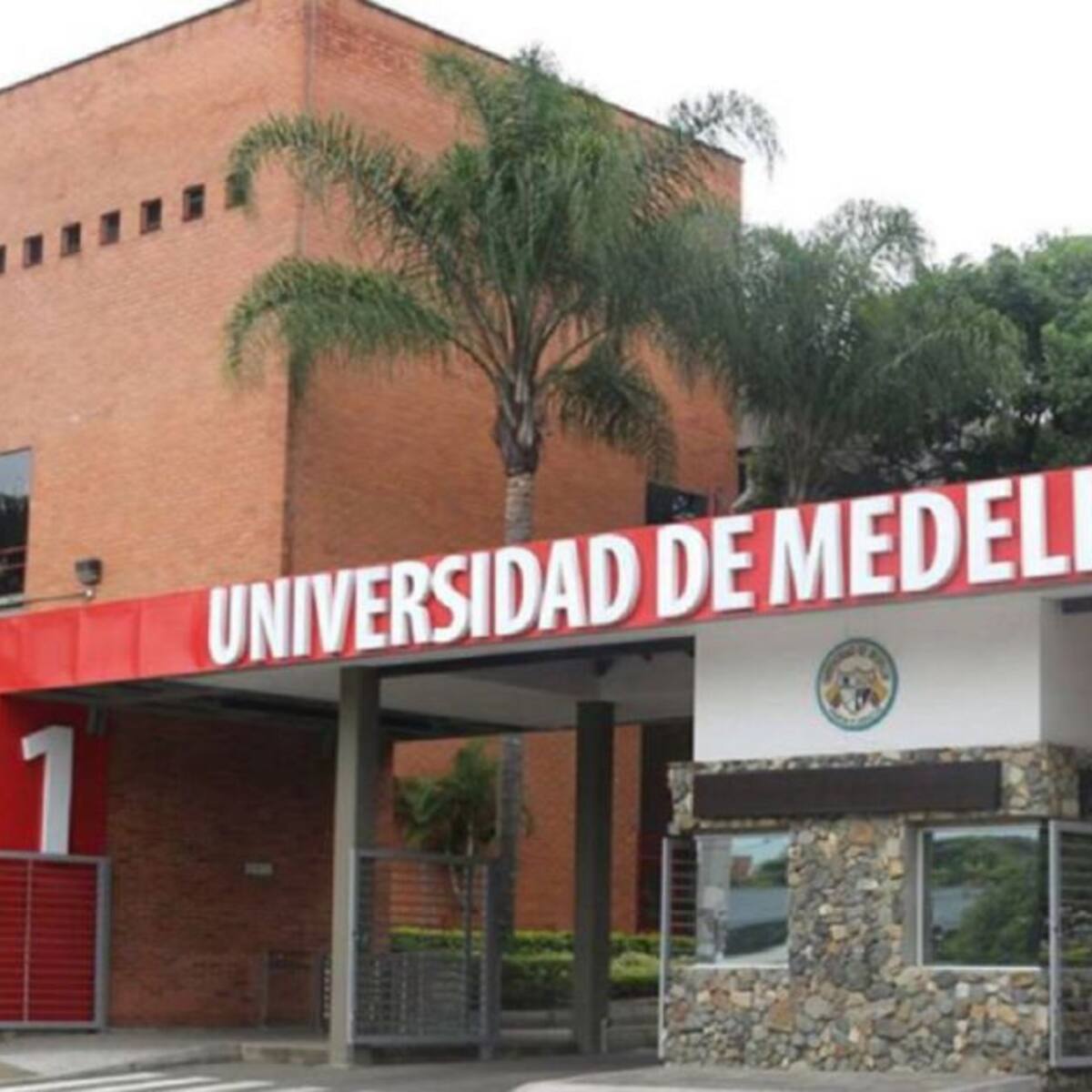 Argumentando razones personales renunció el Decano de la Facultad de Derecho de UdeM