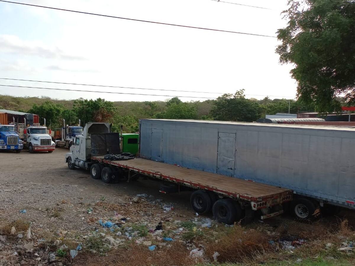 Ocho días de parálisis cumple el transporte de carga en Paraguachón