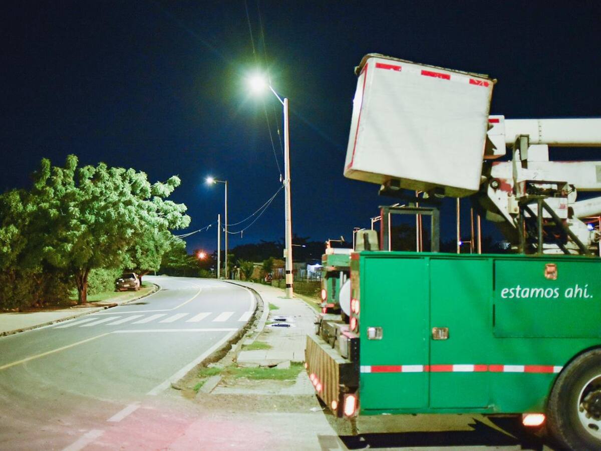 Vía Perimetral ya cuenta nuevamente con alumbrado público