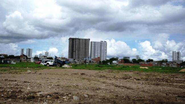 Tuvo el acompañamiento de la Inspectora de Policía de la Comuna 13, Paola Serna Tobías, por no contar con licencias de construcción