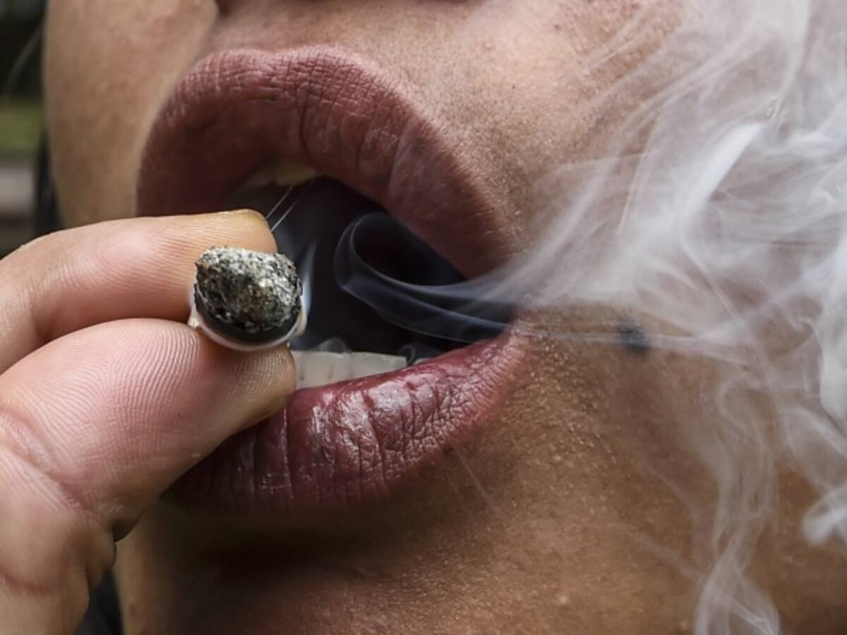 Universitarios aún creen que no corren riesgos al consumir drogas