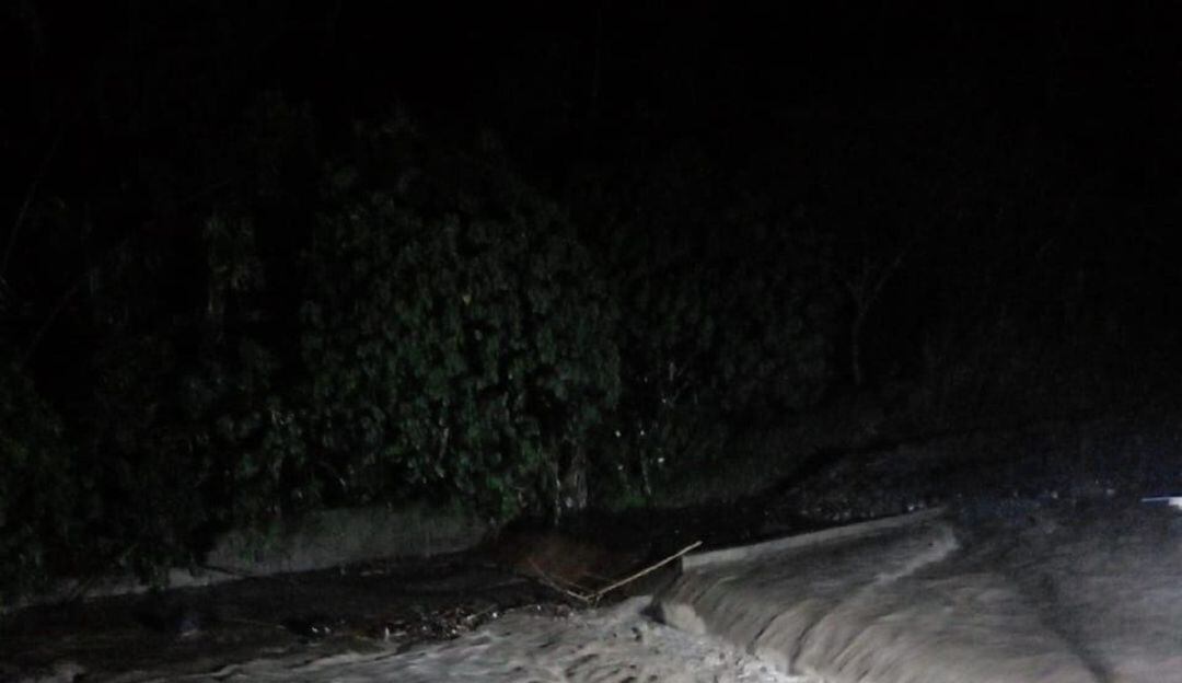 Fuertes lluvias bocatoma del río Combeima 