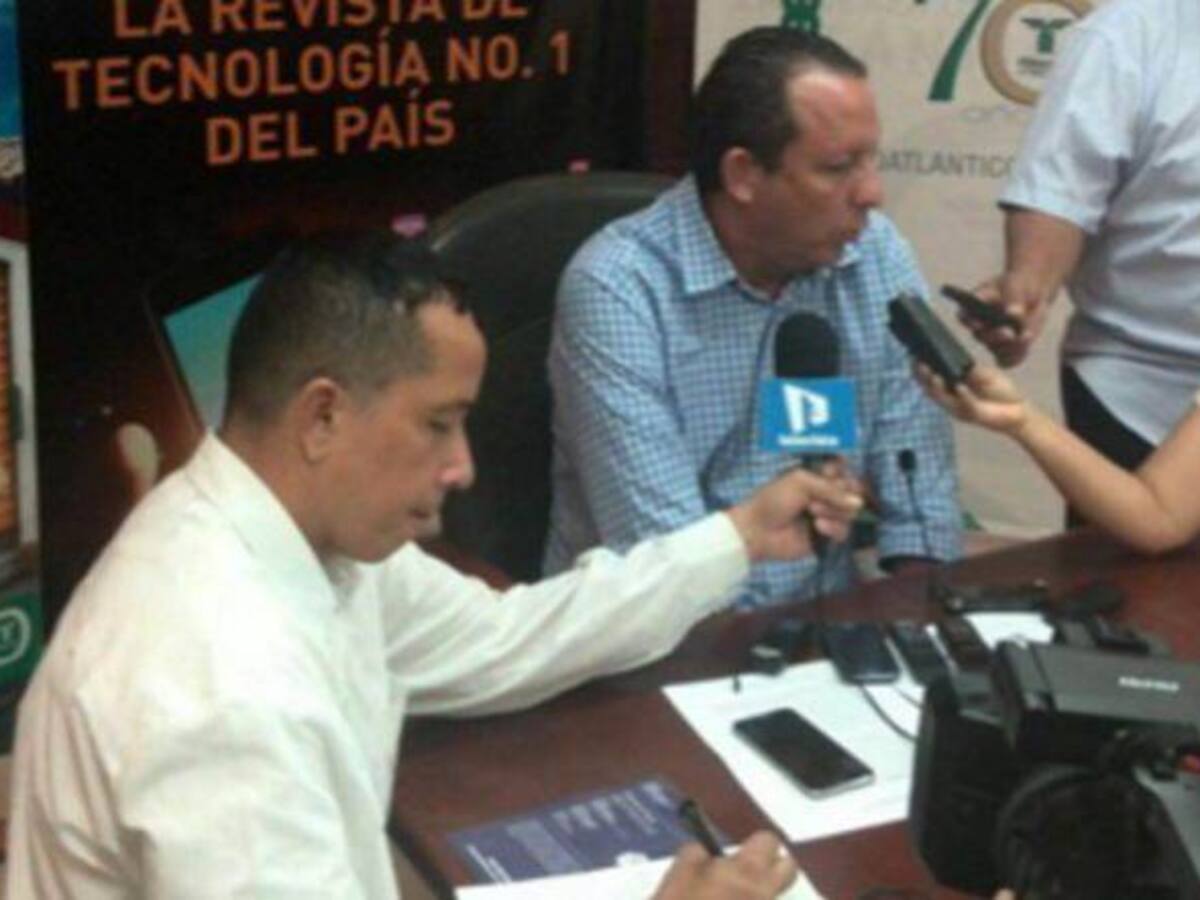 Denuncian intimidaciones contra familiares de esposa de Carlos Jiménez