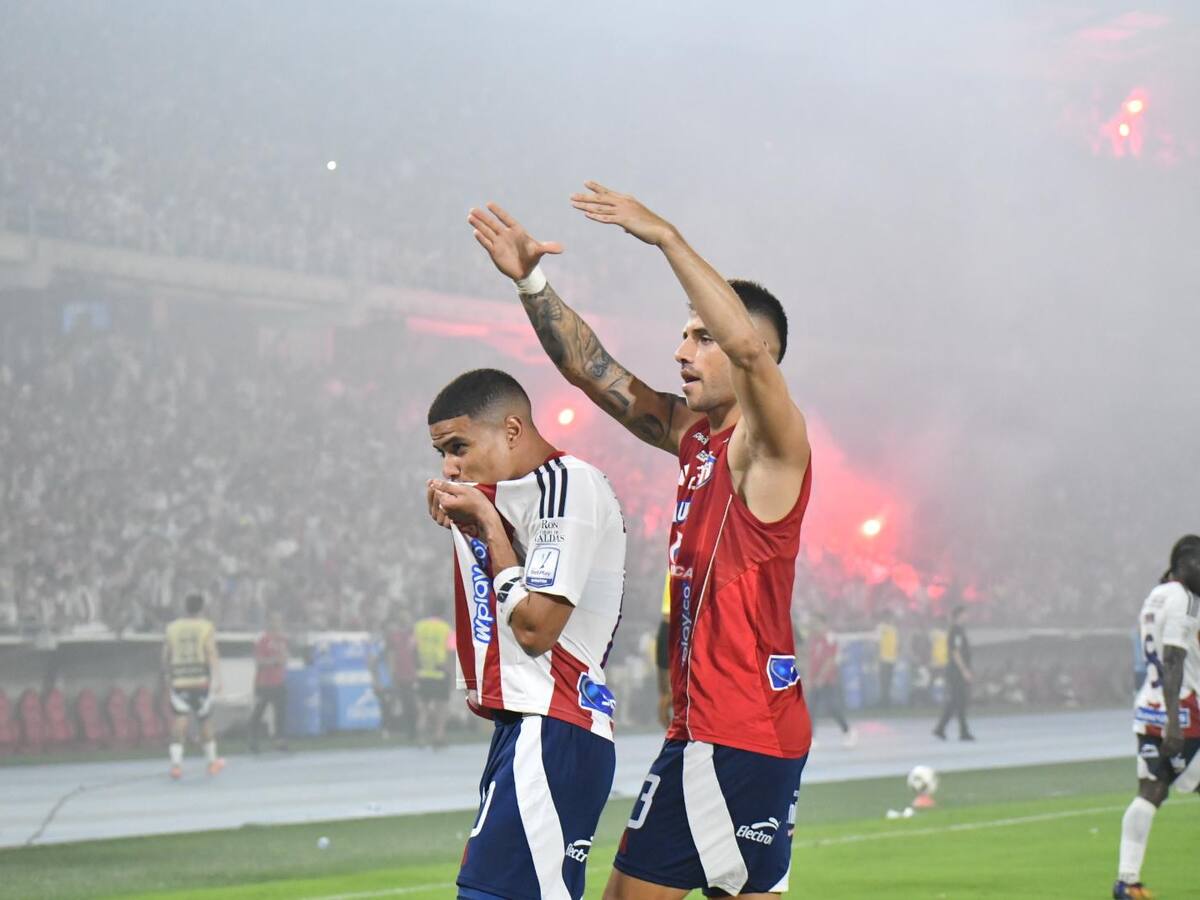 Video: Así se vio el espectacular golazo de José Enamorado en la final desde el campo de juego